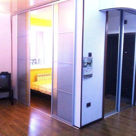 Apartamenty Na Radujny 1 Bierdsk Zewnętrze zdjęcie